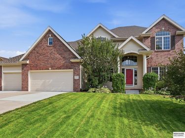 17321 Monroe Circle, Omaha, NE 68135