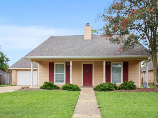 1847 Michel Delving Rd, Baton Rouge, LA 70810