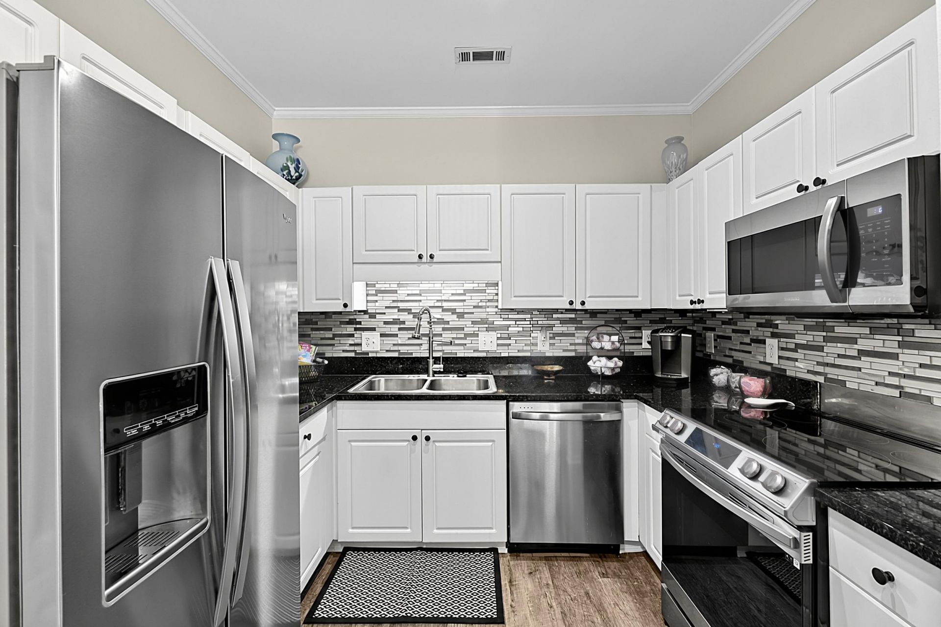 9754 Leyland Dr.  Photo 13
