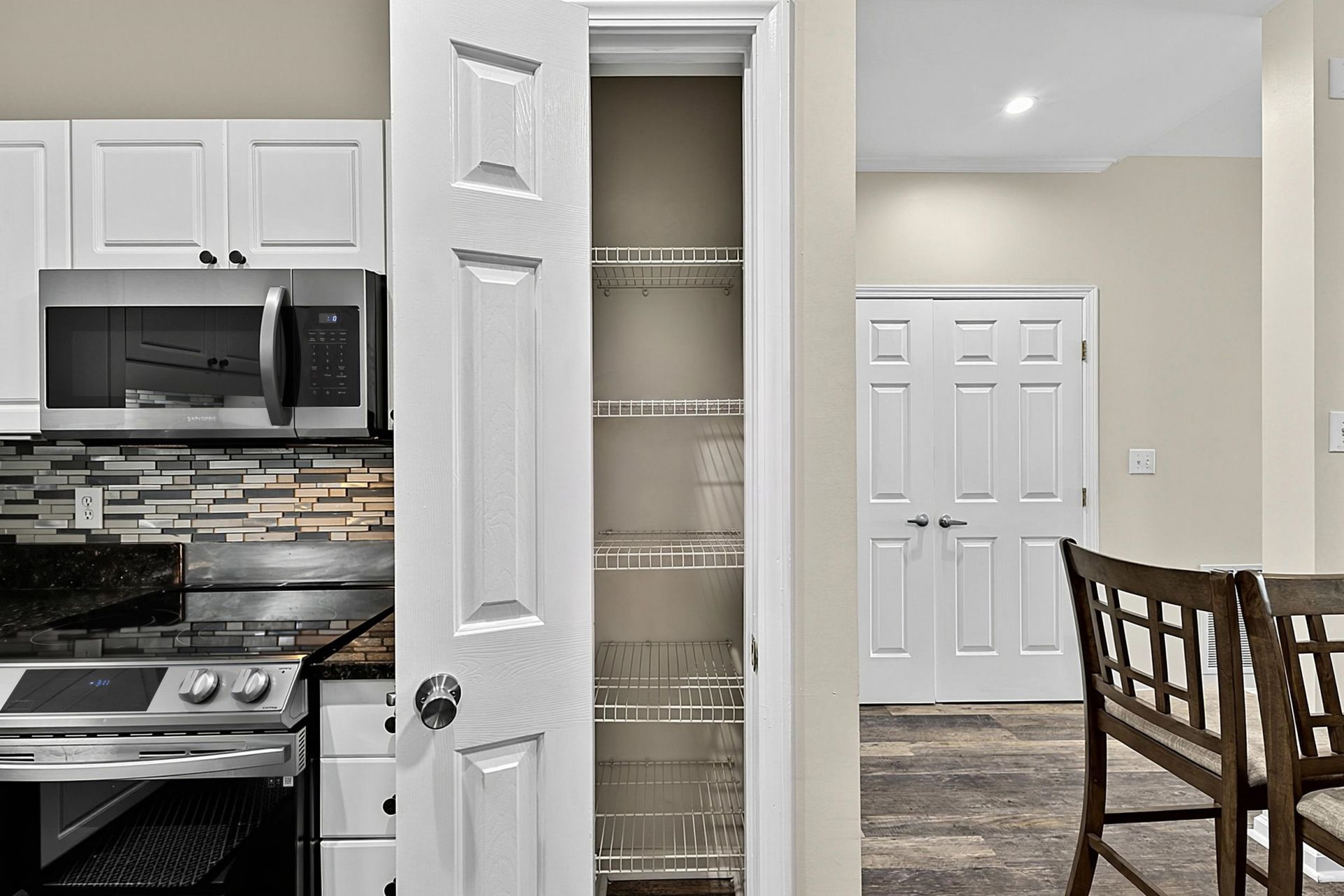 9754 Leyland Dr.  Photo 16