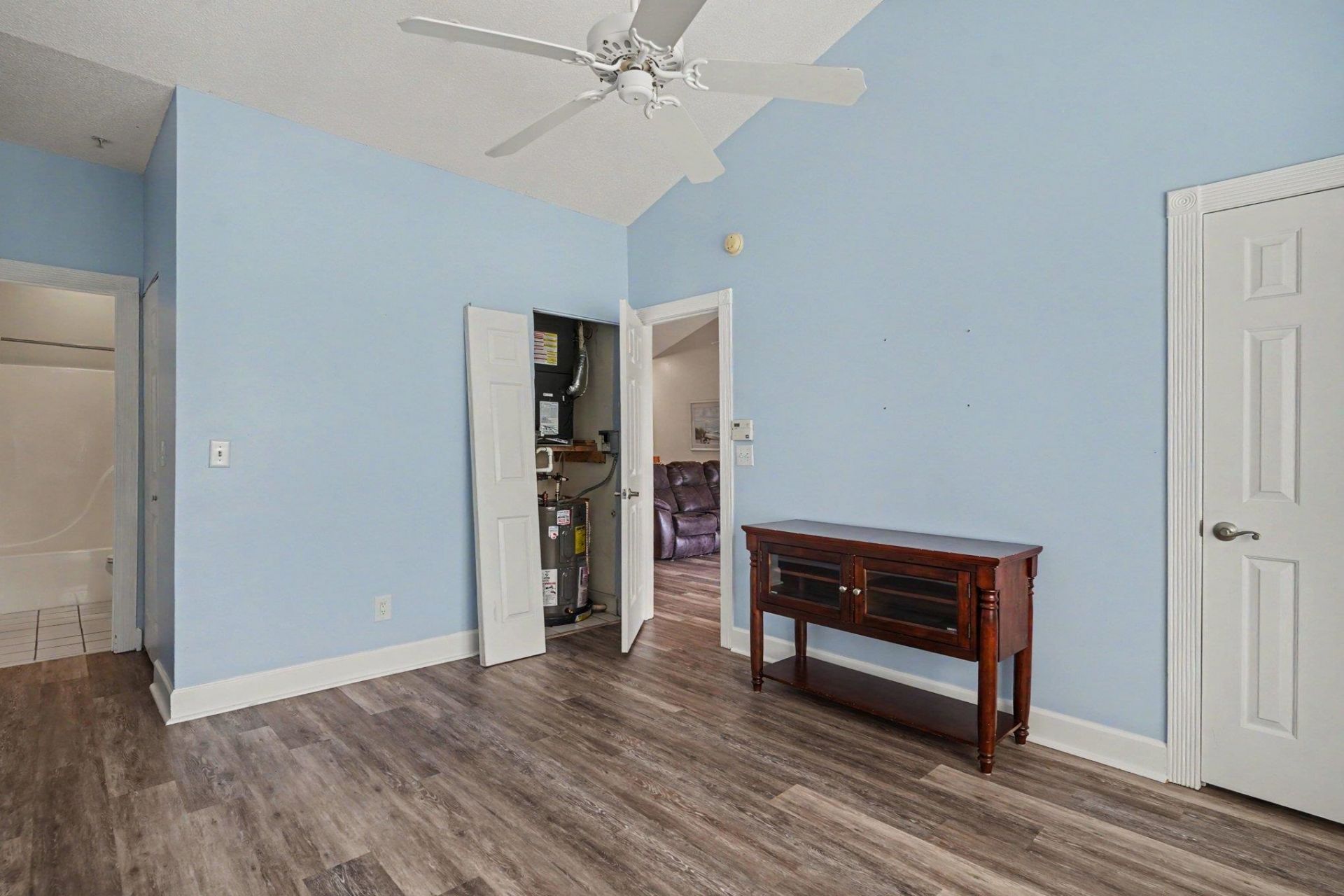 4815 Orchid Way  Photo 11