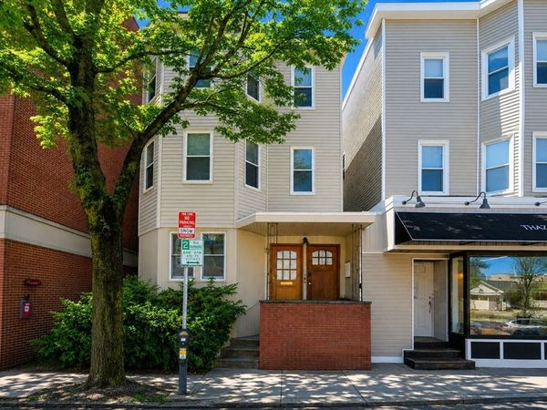 956 Cambridge St, Unit 3, Cambridge, MA 02141