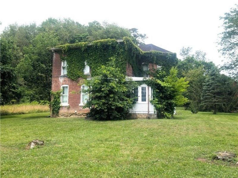 5715 Greer Road SE, Uhrichsville, OH 44683 Photo 3
