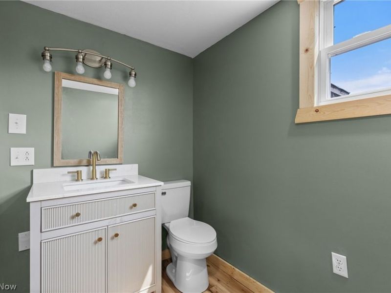 67662 Broadway Avenue, Bridgeport, OH 43912 Photo 17