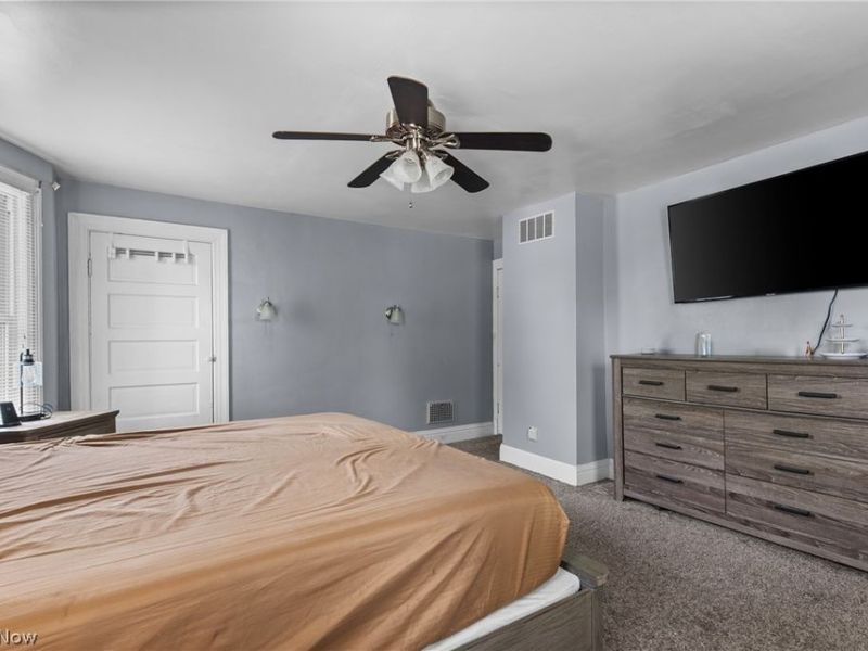 67662 Broadway Avenue, Bridgeport, OH 43912 Photo 19