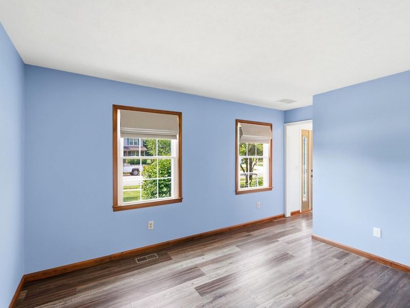 785 W Pinehurst Drive, Tipp City, OH 45371 Photo 20