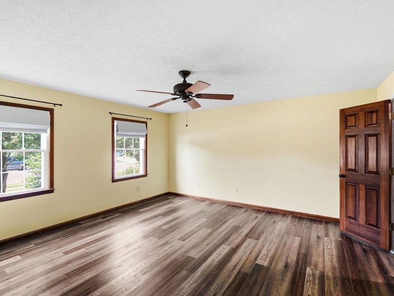 785 W Pinehurst Drive, Tipp City, OH 45371 Photo 23