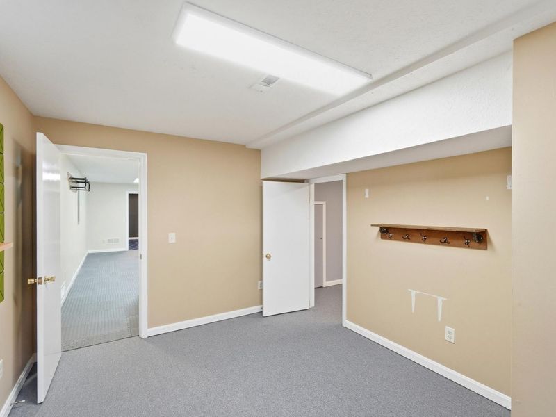 785 W Pinehurst Drive, Tipp City, OH 45371 Photo 42