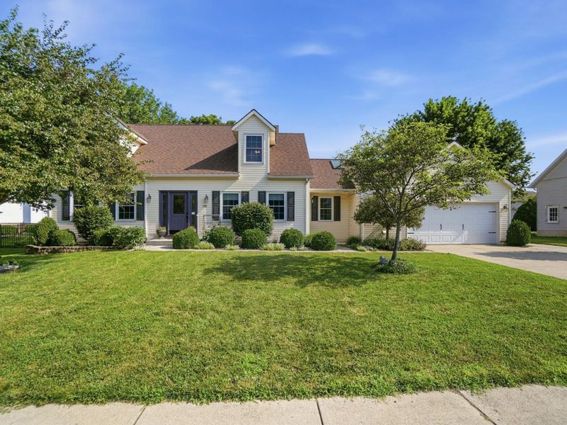 785 W Pinehurst Drive, Tipp City, OH 45371 Photo 6