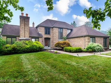 48775 Harvest Drive, Plymouth Twp, MI 48170