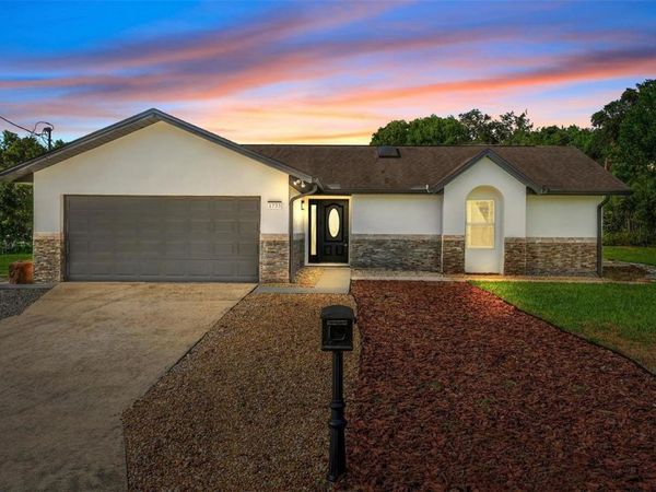 1733 TWIN OAK STREET , DELTONA, FL 32725