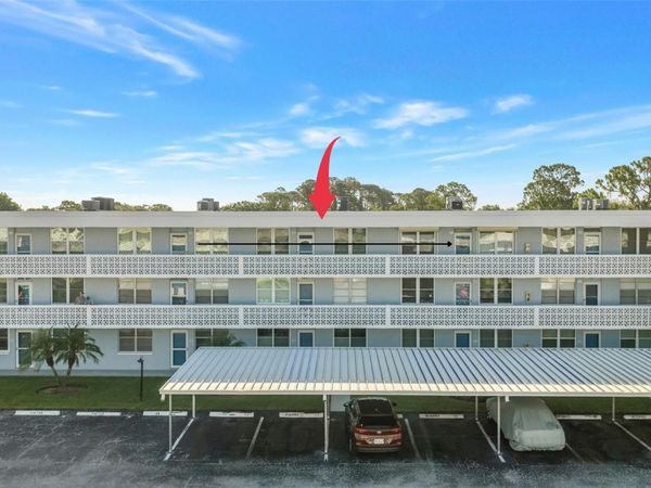 4715 BAY STREET NE, Unit 320, ST PETERSBURG, FL 33703