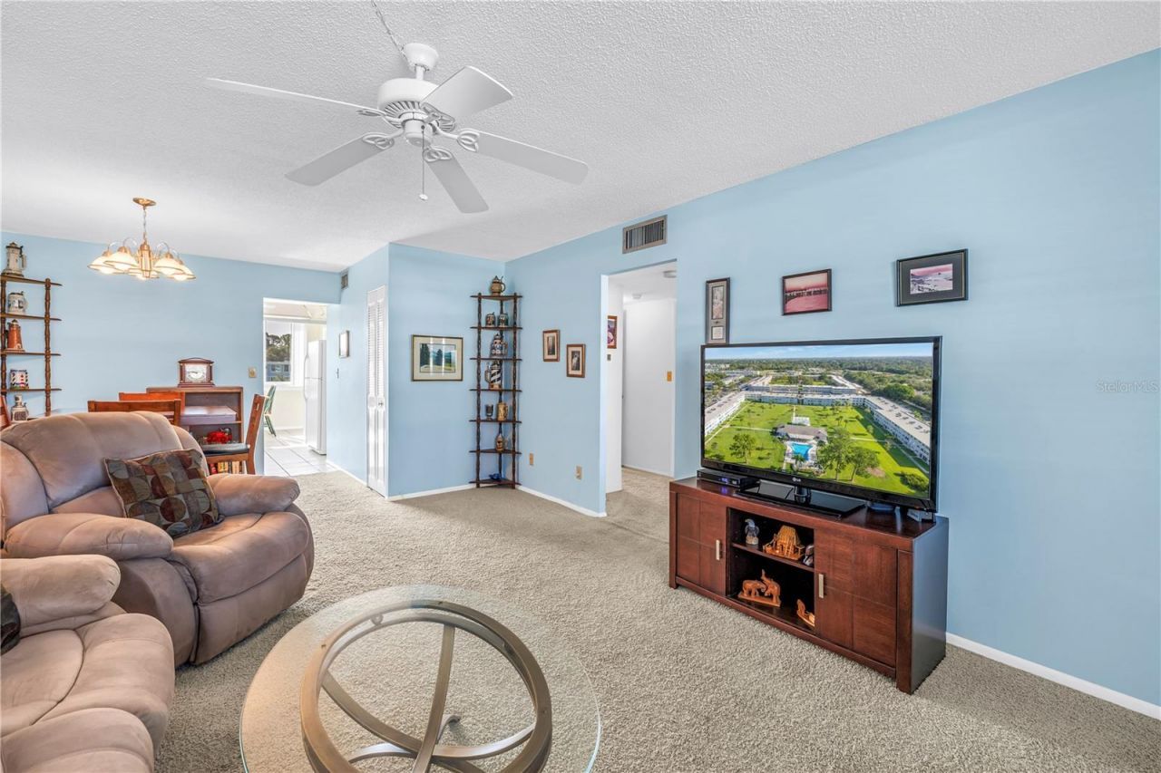4715 Bay Street Ne, Unit 320, Saint Petersburg, FL 33703 Photo