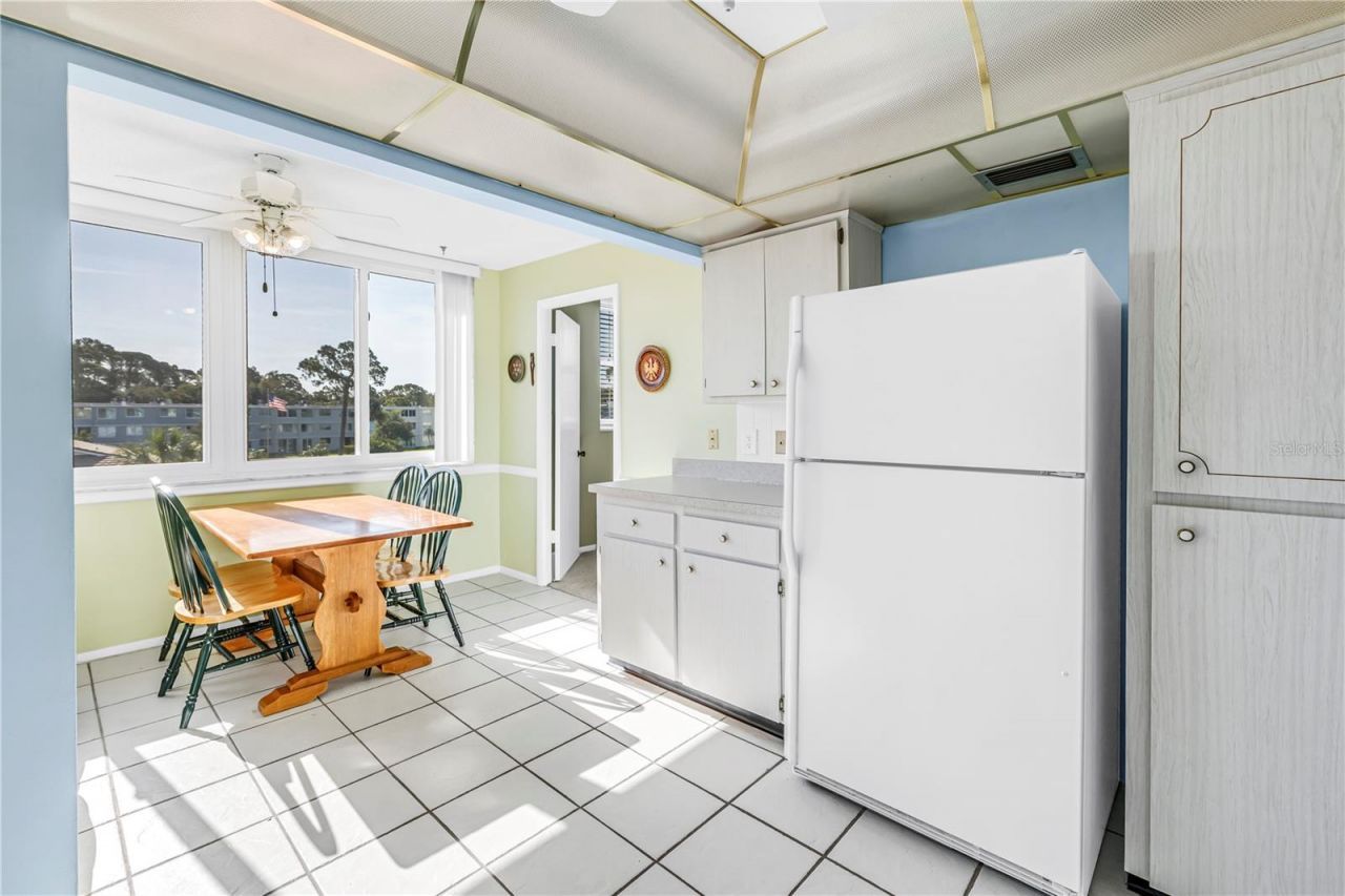 4715 Bay Street Ne, Unit 320, Saint Petersburg, FL 33703 Photo
