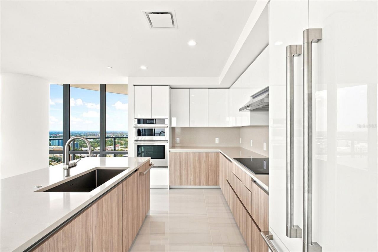 400 Central Avenue, Unit 2901, Saint Petersburg, FL 33701 Photo