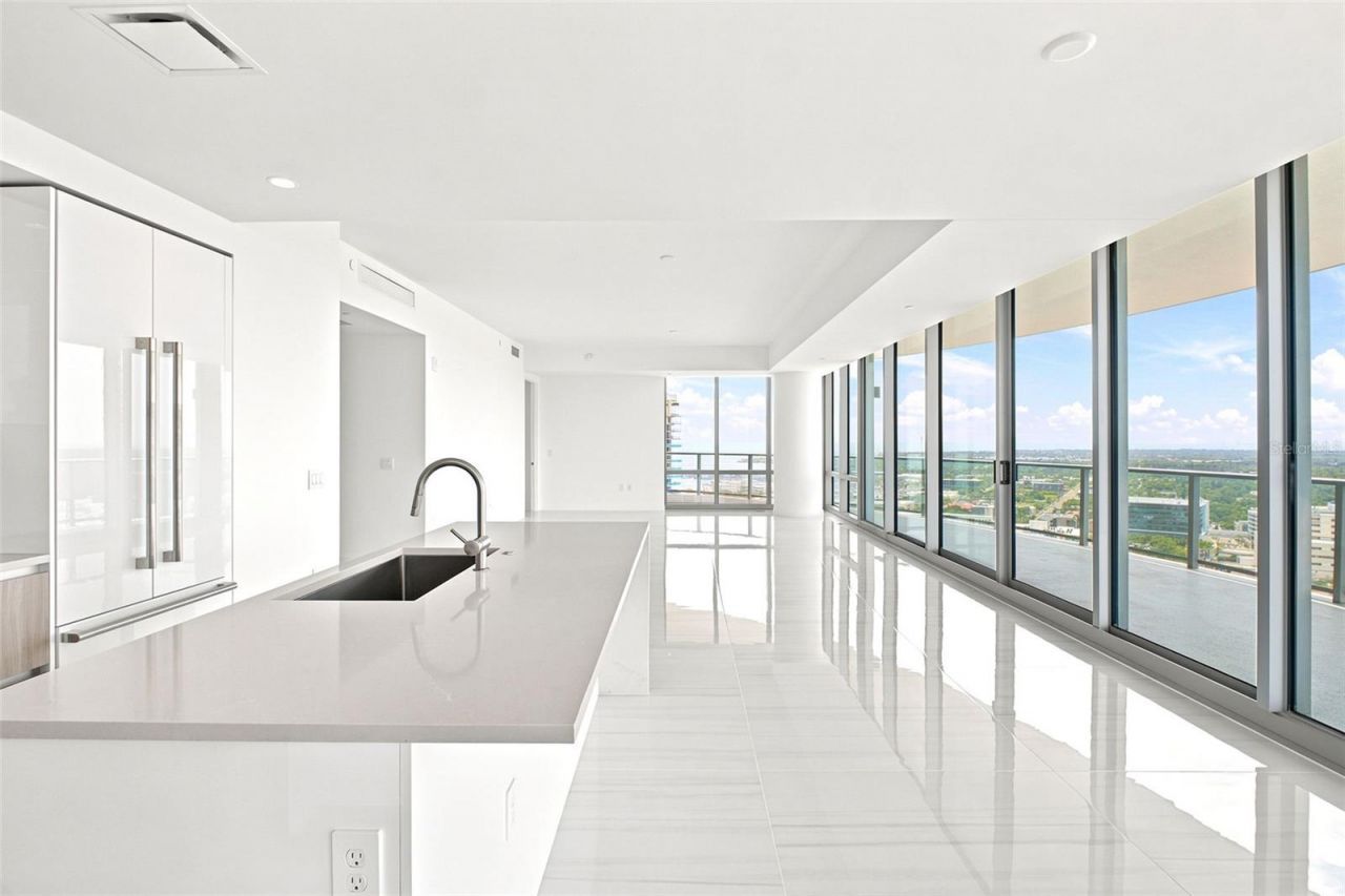400 Central Avenue, Unit 2901, Saint Petersburg, FL 33701 Photo