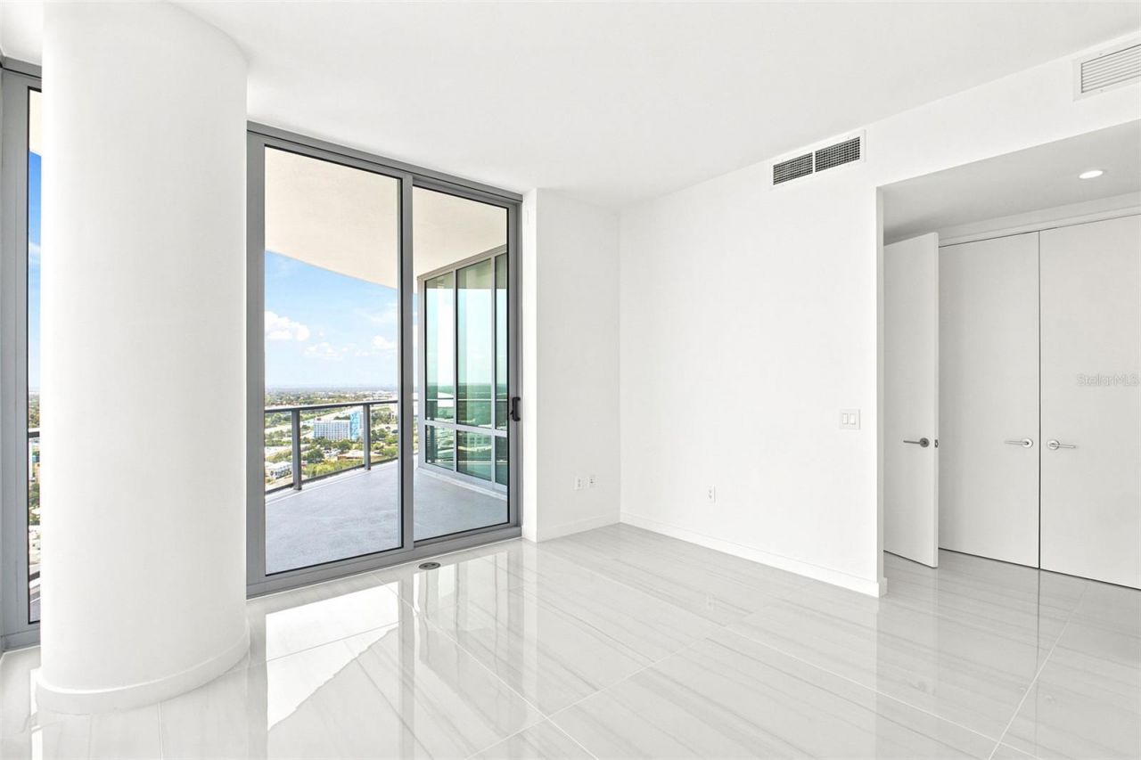 400 Central Avenue, Unit 2901, Saint Petersburg, FL 33701 Photo