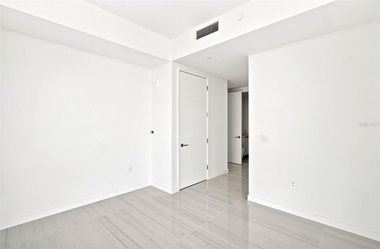 400 Central Avenue, Unit 2901, Saint Petersburg, FL 33701 Photo