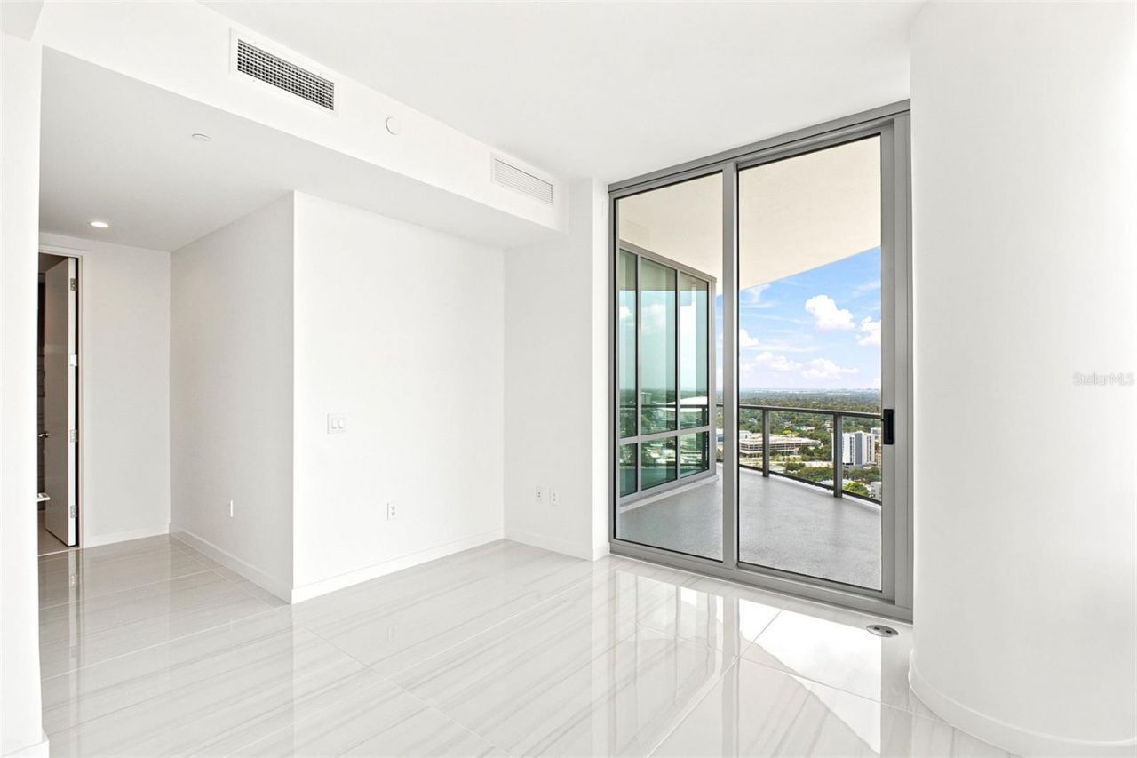 400 Central Avenue, Unit 2901, Saint Petersburg, FL 33701 Photo