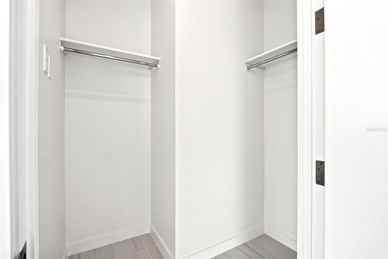 400 Central Avenue, Unit 2901, Saint Petersburg, FL 33701 Photo