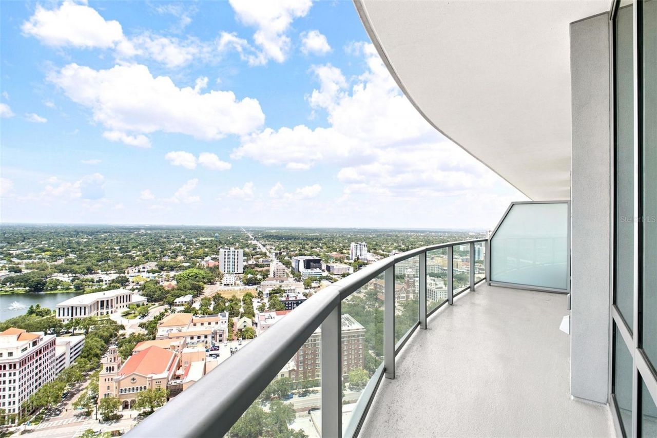 400 Central Avenue, Unit 2901, Saint Petersburg, FL 33701 Photo