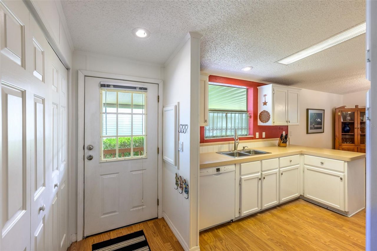 5707 45th Street E, Unit 222, Bradenton, FL 34203 Photo