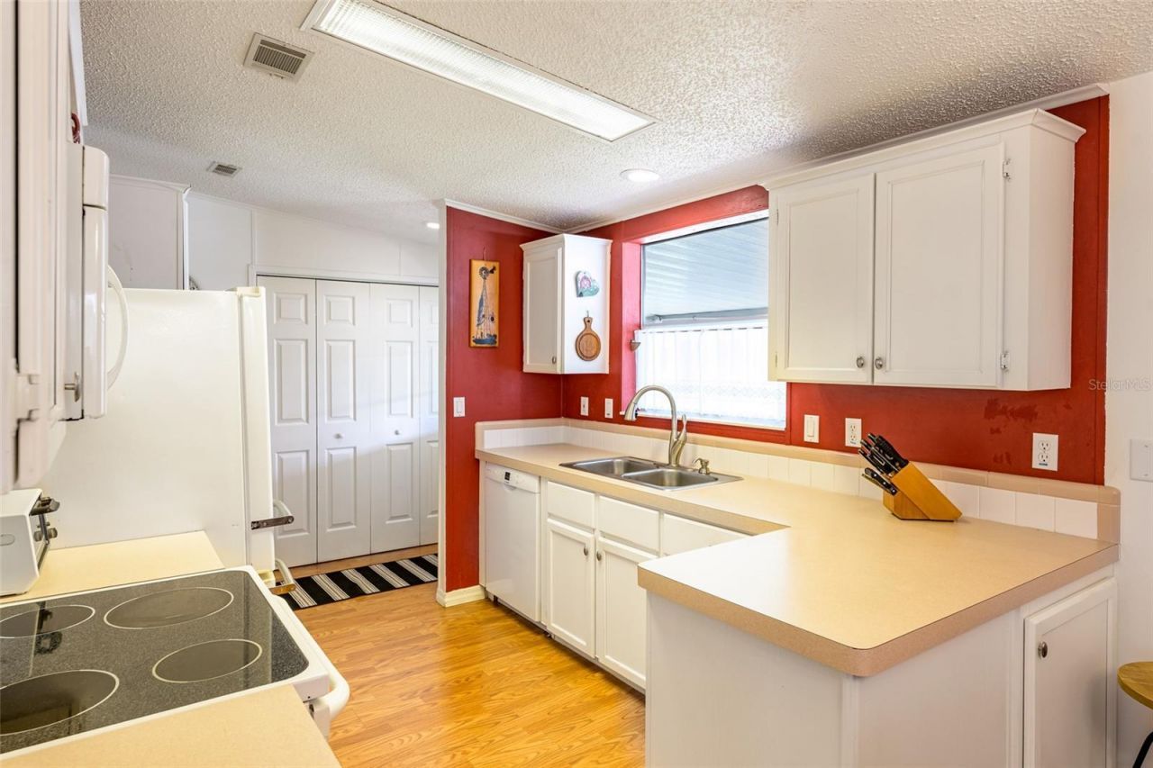 5707 45th Street E, Unit 222, Bradenton, FL 34203 Photo