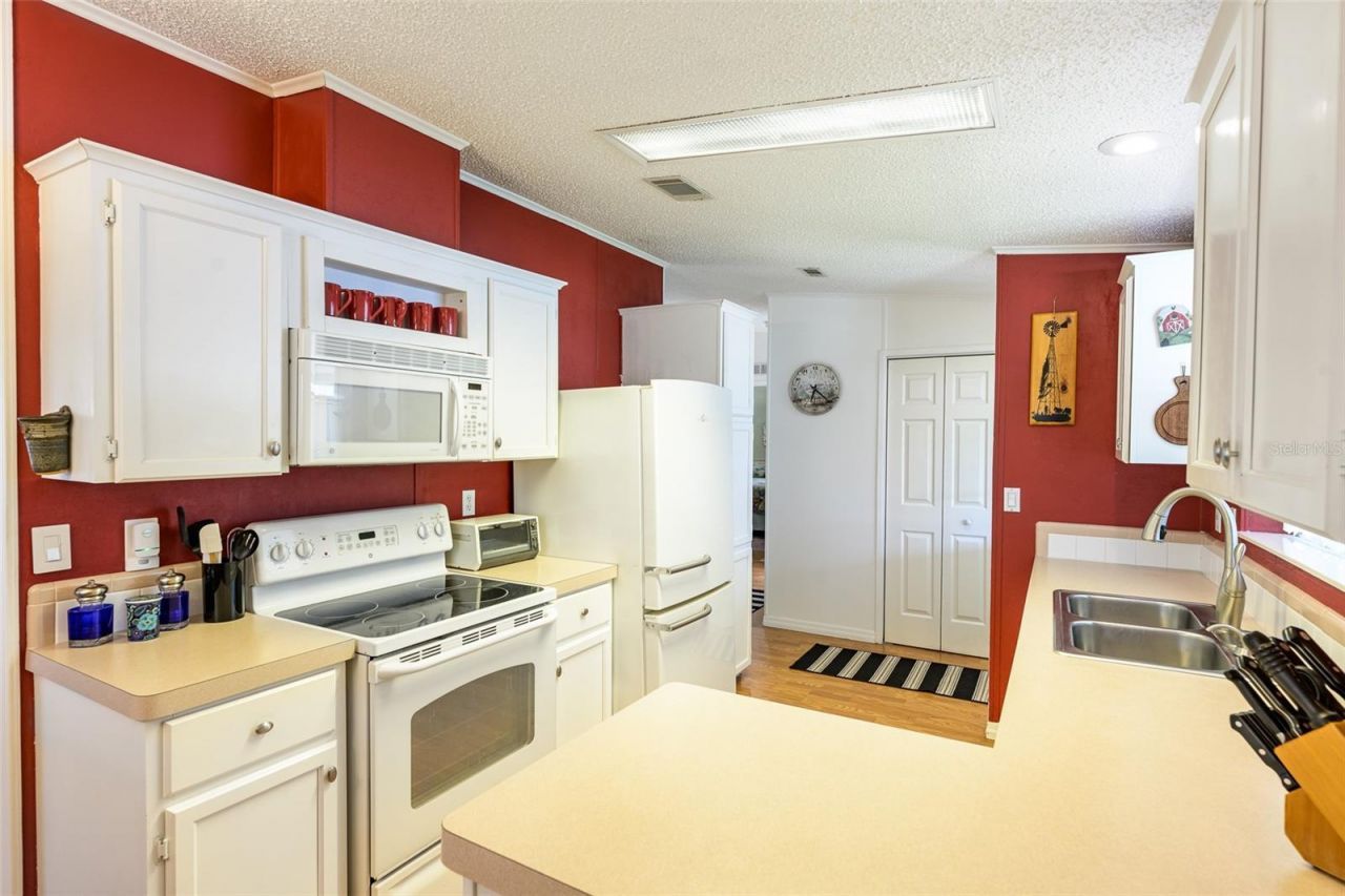 5707 45th Street E, Unit 222, Bradenton, FL 34203 Photo