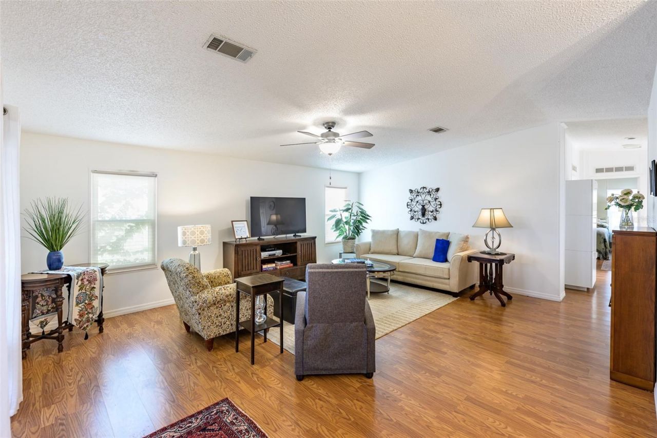 5707 45th Street E, Unit 222, Bradenton, FL 34203 Photo