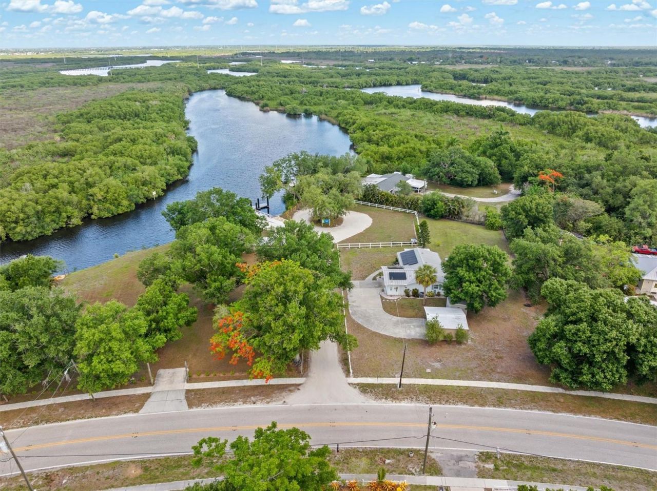 8126 Riverside Drive, Punta Gorda, FL 33982 Photo