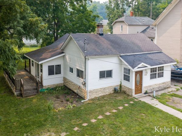 720 N Boltwood Street, Hastings, MI 49058