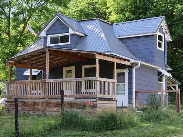 115 4th Avenue, Cashton, WI 54619