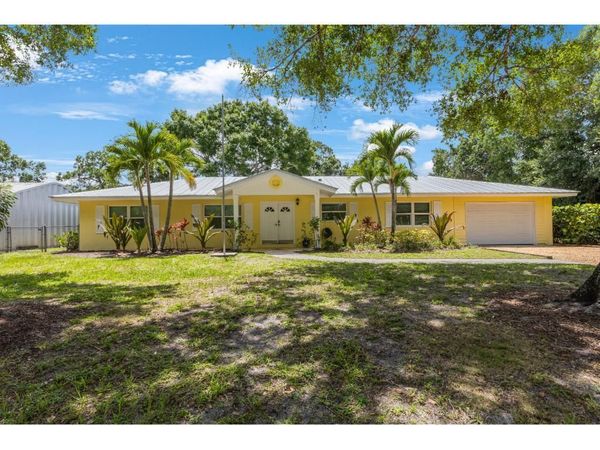1125 41ST Avenue, Vero Beach, FL 32960
