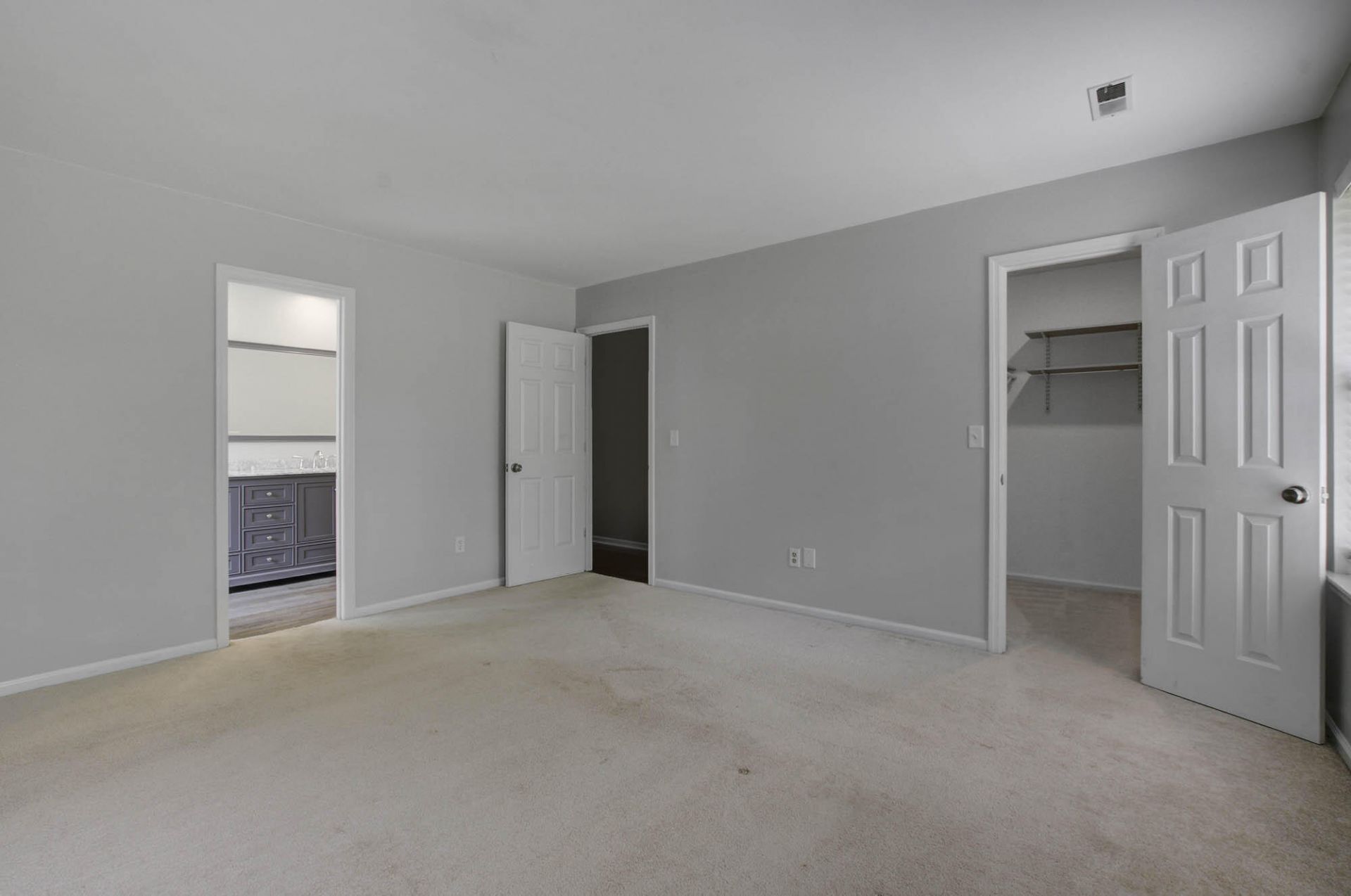 442 Indigo Road Photo 17