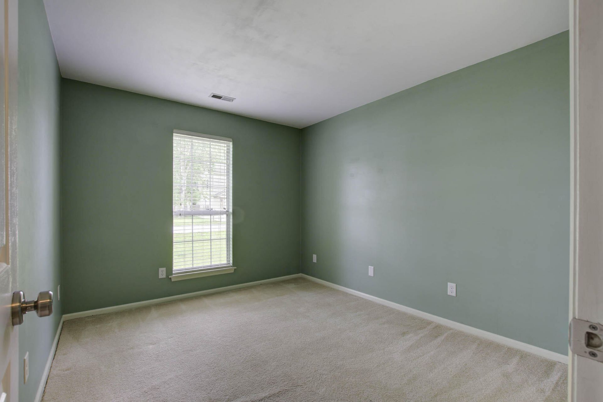 442 Indigo Road Photo 21
