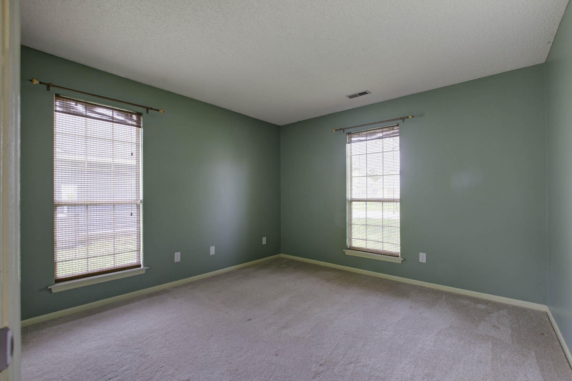 442 Indigo Road Photo 23