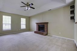 442 Indigo Road photo 4