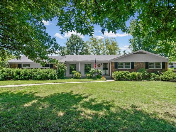 1306 Southern Parkway , Clarksville, TN 37040