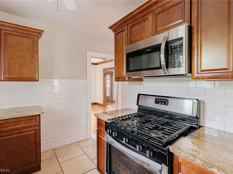 1660 Maple Road, Cleveland Heights, OH 44121 Photo 12