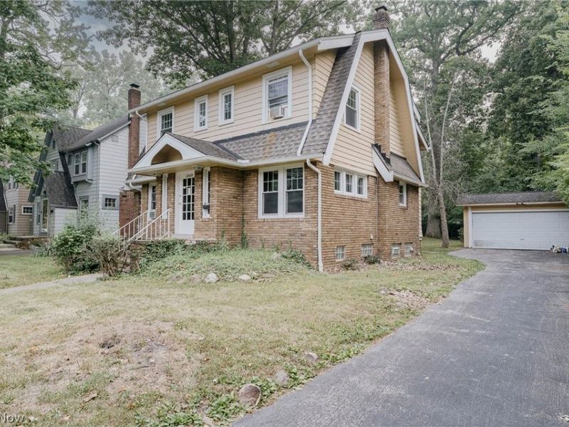 1660 Maple Road, Cleveland Heights, OH 44121 Photo 2