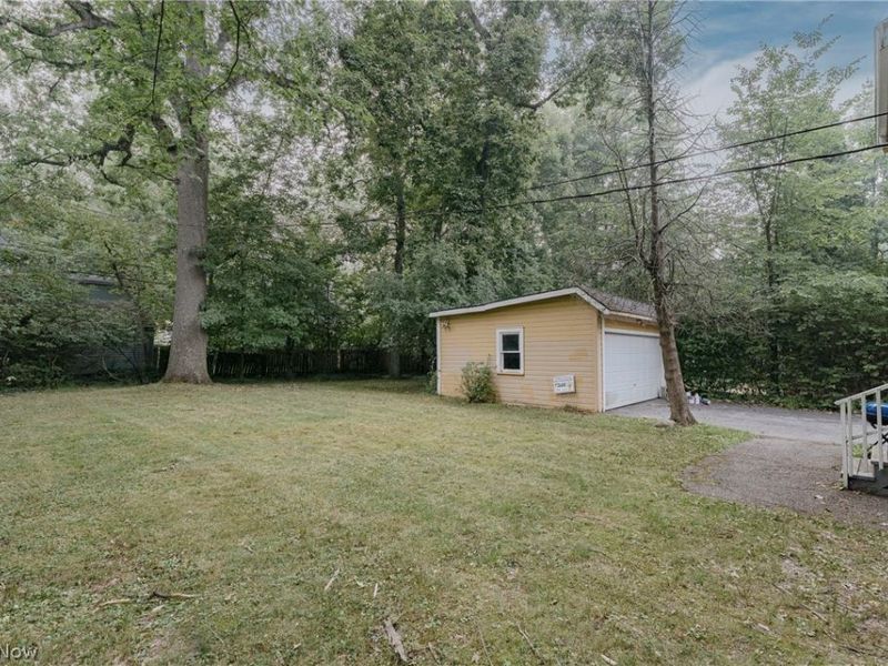 1660 Maple Road, Cleveland Heights, OH 44121 Photo 31