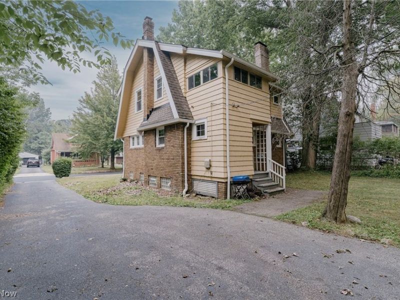 1660 Maple Road, Cleveland Heights, OH 44121 Photo 32