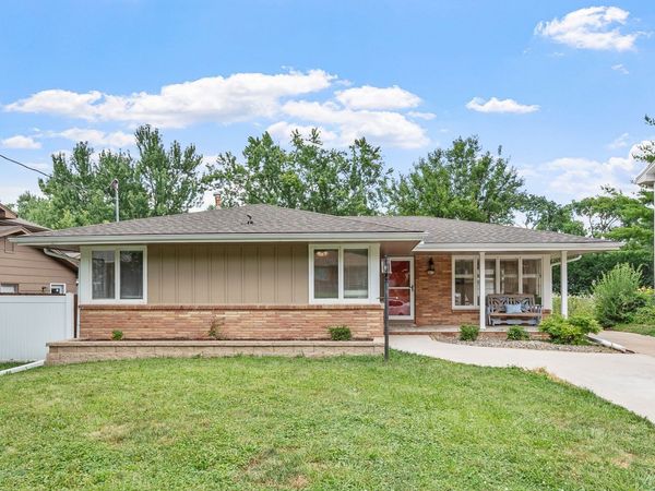6419 Franklin Avenue, Windsor Heights, IA 50324