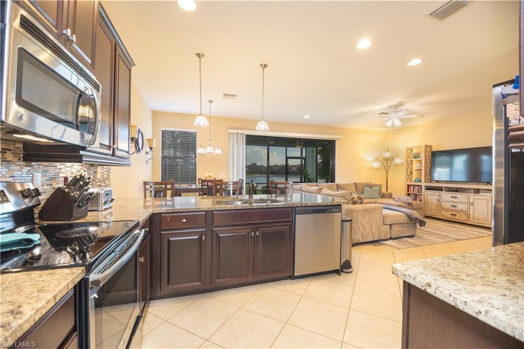 14758 Sutherland Ave , Unit 412, Naples, FL 34119 Photo