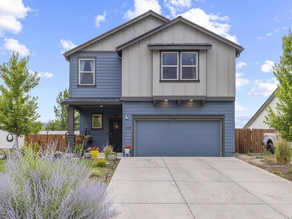 5261 Amberview Lane, Klamath Falls, OR 97603