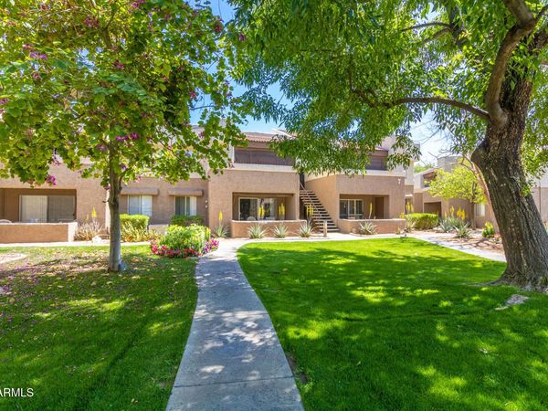 4444 E PARADISE VILLAGE Parkway N, Unit 204, Phoenix, AZ 85032