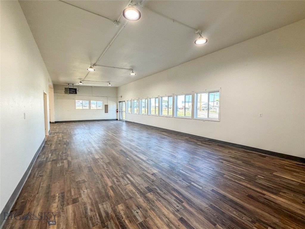 2104 Industrial Drive, Unit B, Bozeman, MT 59715 Main Photo