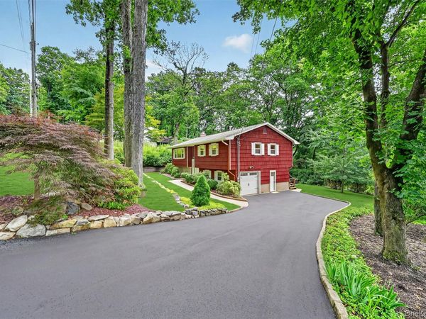 3 Hazelwood Road, Sloatsburg, NY 10974