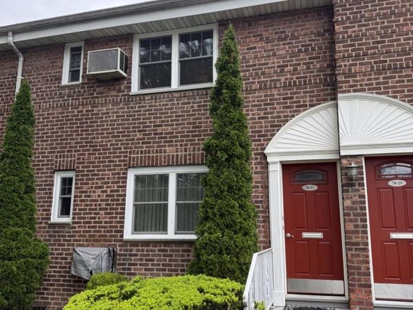 78-27 Springfield Boulevard , Unit 7827, Oakland Gardens, NY 11364