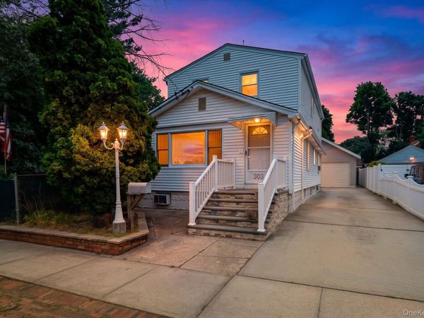 303 Oceanside Parkway , Oceanside, NY 11572